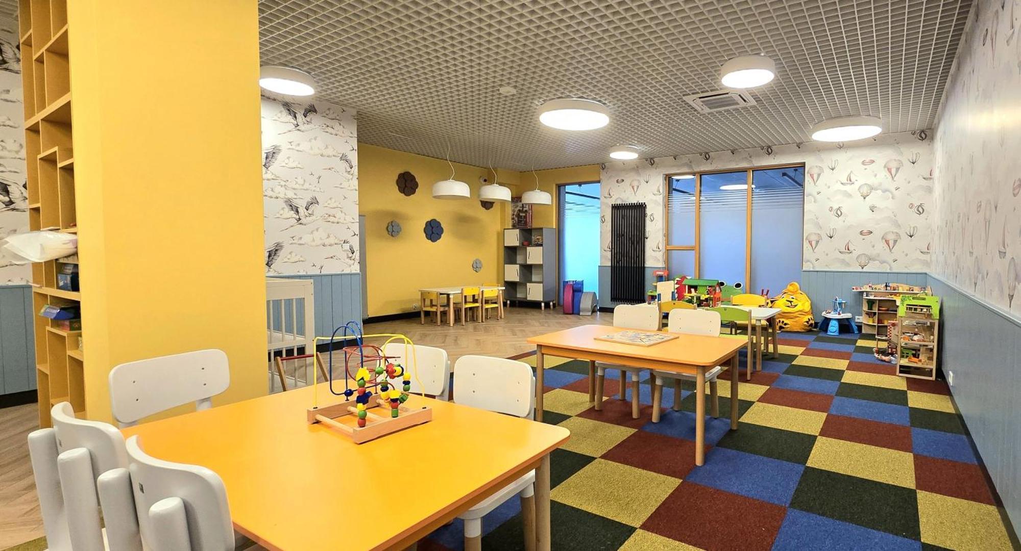 Triapart Between The Rivers, Kids Play & Gym Apartment *